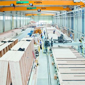 ENRE AG, Werkhallen in Stein (AG) mit einem vollautomatisierten, CNC-gesteuerten Fertigungscenter.