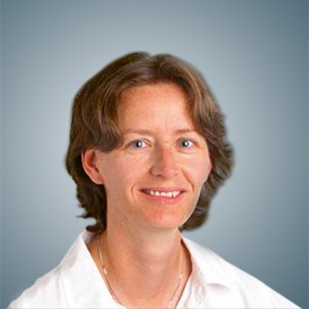 Dr. Esther Gelle
